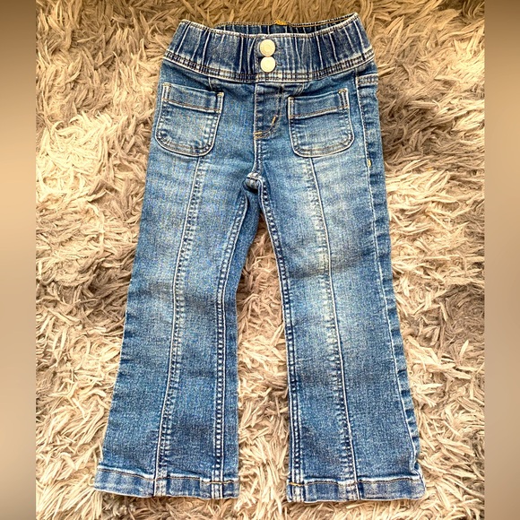 Girls Flare Jeans by H&M. Elastic Waist. Blue Denim. Size 2T. - Picture 1 of 5